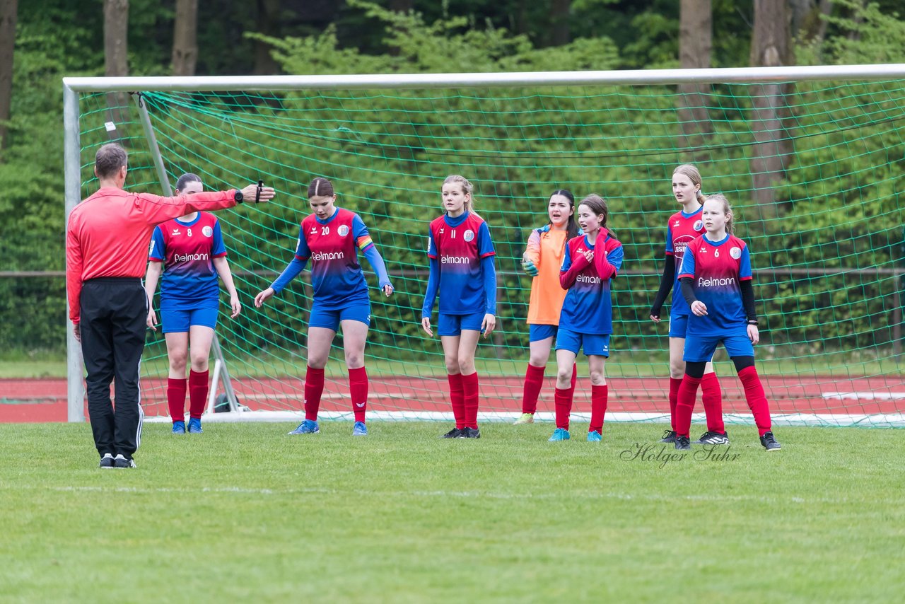 Bild 258 - wCJ VfL Pinneberg3 - St.Pauli : Ergebnis: 2:1